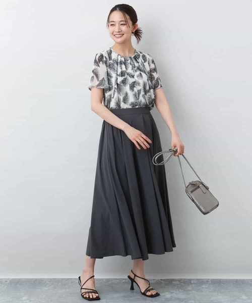 MK MICHEL KLEIN(エムケーミッシェルクラン)の「ジャージーフレアスカート/接触冷感/速乾/洗える(スカート・レディース・グレイッシュベージュ/ピンク/ダークグレー・38)」の11枚目の写真