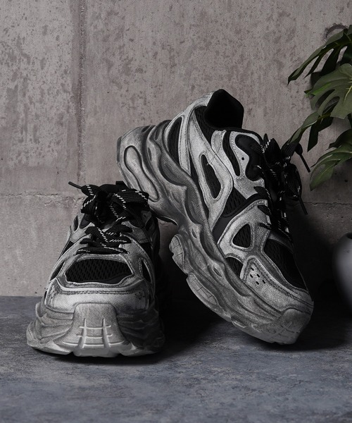 1111clothing(ワンフォークロージング)の「DIRTY加工 ダットスニーカー / DIRTY-Processed Dat Sneakers(スニーカー・メンズ・ブラック系/グレー系/ホワイト系・25cm/25.5cm/26cm/26.5cm/27cm)」の9枚目の写真