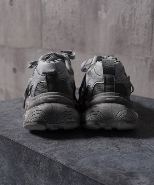 1111clothing(ワンフォークロージング)の「DIRTY加工 ダットスニーカー / DIRTY-Processed Dat Sneakers(スニーカー・メンズ・ブラック系/グレー系/ホワイト系・25cm/25.5cm/26cm/26.5cm/27cm)」の18枚目の写真