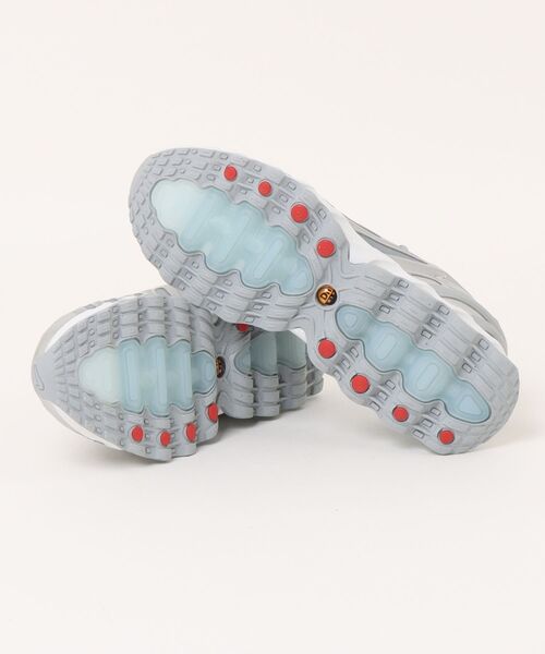 NIKE(ナイキ)の「NIKE WMNS AIR MAX DN8 HF5509-001(スニーカー・レディース・グレー・23.5㎝/24㎝/23㎝/24.5㎝)」の10枚目の写真