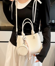 florist（フローリスト）の「【コードチャーム＆丸ポーチ付】2WAY レザーライクツイストハンドバッグ/ショルダーバッグ（ハンドバッグ）」