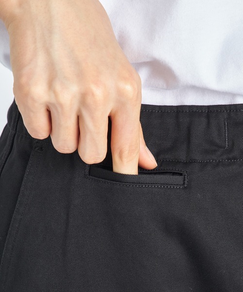 THE NORTH FACE PURPLE LABEL（ザ ノースフェイス パープルレーベル）の「【THE NORTH FACE PURPLE LABEL/ザノースフェイス】Chino Wide Straight Field Pants（チノパンツ・メンズ・ブラック/ベージュ・32inch/34inch）」の16枚目の写真