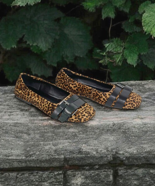 ASH（アッシュ）の「アッシュ【BEA】スクエアトゥアニマル柄フラットパンプス ダブルベルトデザイン バレエシューズ 1.5cmヒール（パンプス・レディース・アニマル・39/38/37/36/35）」の5枚目の写真