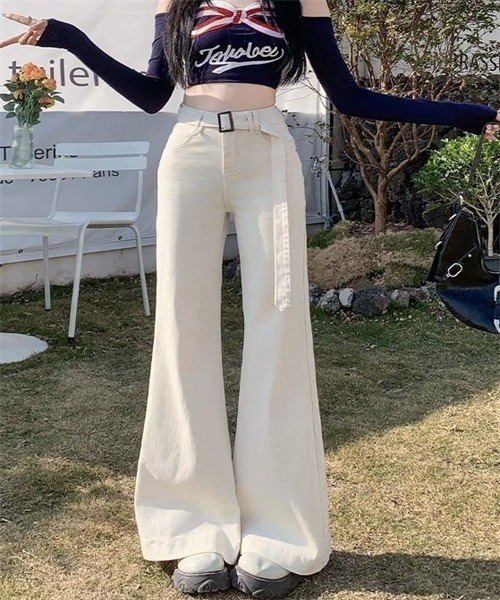 Dream garden（ドリームガーデン）の「ベルト付きフレアデニムパンツ（デニムパンツ・レディース・アイボリー・XS/M/3XL/4XL/S/L/XL/2XL）」の3枚目の写真