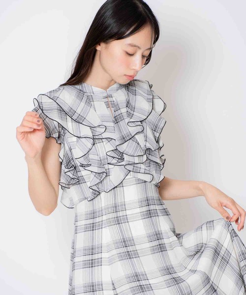 NOELA（ノエラ）の「チェックフリルワンピース（ワンピース・レディース・ブラック/オフホワイト・M/S）」の13枚目の写真