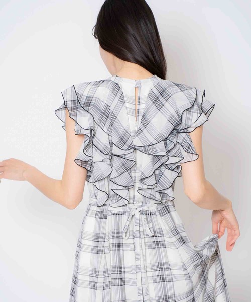 NOELA（ノエラ）の「チェックフリルワンピース（ワンピース・レディース・ブラック/オフホワイト・M/S）」の15枚目の写真