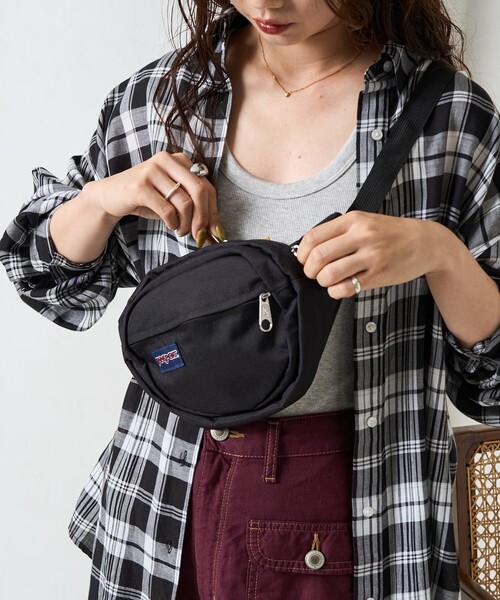 FREAK'S STORE(フリークスストア)の「限定展開 JANSPORT/ジャンスポーツ FIFTH AVENUE/フィフスアベニュー(ボディバッグ/ウエストポーチ・レディース・ブラック/ブルーグリーン/グリーン/ラベンダー・ONE SIZE)」の15枚目の写真