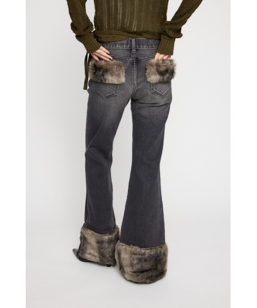 LAGUA GEM（ラグアジェム）の「FAUX FUR フレアデニム（デニムパンツ・レディース・ブラック/ブルー・26inch/25inch/24inch/23inch/22inch）」の17枚目の写真