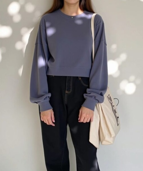 cammie(キャミー)の「ルーズ袖クルーネックスウェットトップス(スウェット・レディース・アイボリー/ブラック/ブルー/グレー・FREE)」の21枚目の写真
