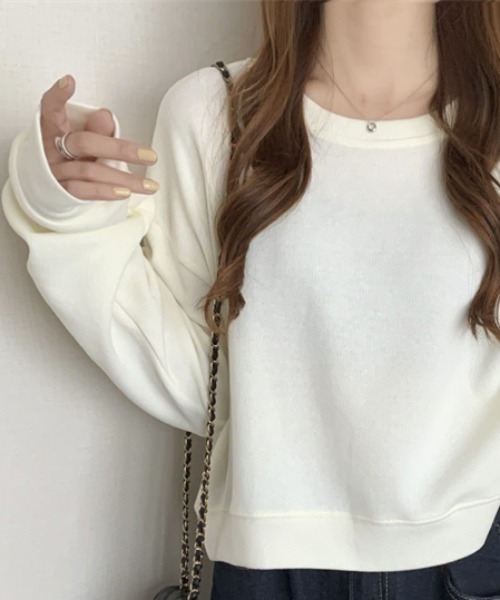 cammie(キャミー)の「ルーズ袖クルーネックスウェットトップス(スウェット・レディース・アイボリー/ブラック/ブルー/グレー・FREE)」の5枚目の写真