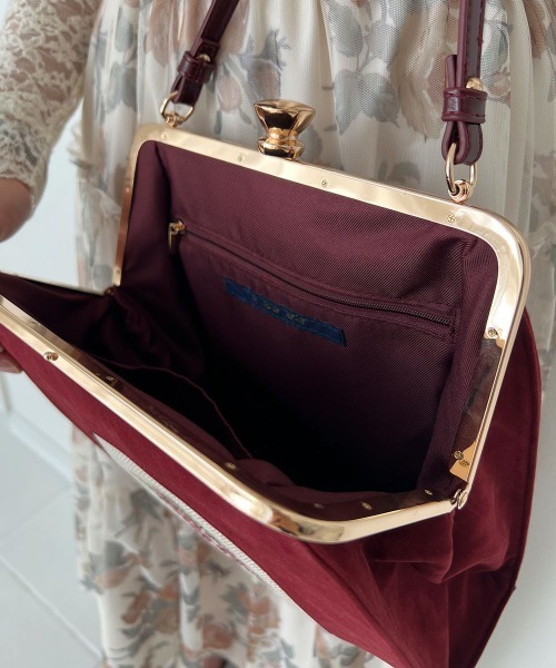 an another angelus（アンアナザーアンジェラス）の「カメオローズ刺繍スクエアがま口バッグ/fint フィント（ハンドバッグ・レディース・ボルドー/ブルーグリーン・FREE）」の10枚目の写真