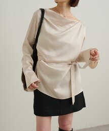 ドレープブラウス