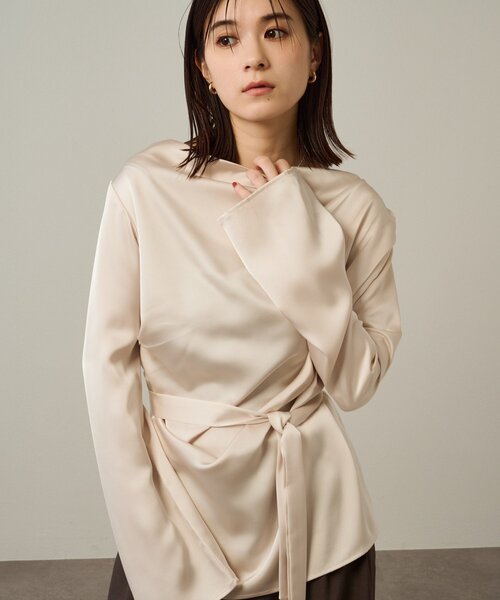 Omekashi（オメカシ）の「ドレープブラウス（シャツ/ブラウス・レディース・オフホワイト/ブラック/ブラウン・FREE）」の10枚目の写真