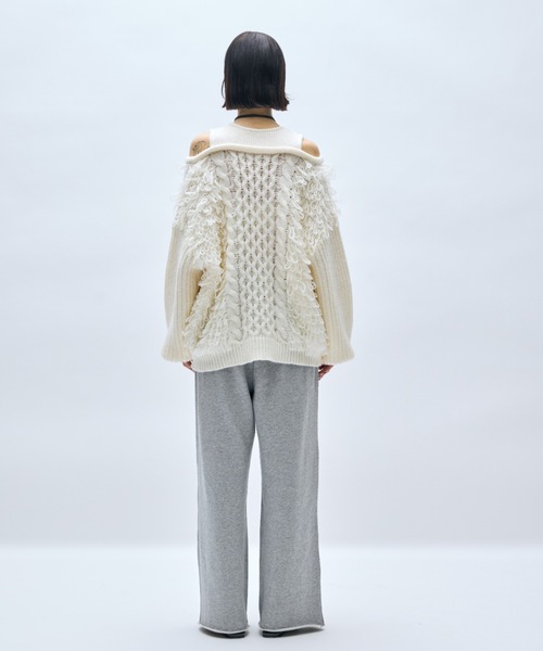 カットアウトループ編みケーブルニット（ニット/セーター）｜AIC