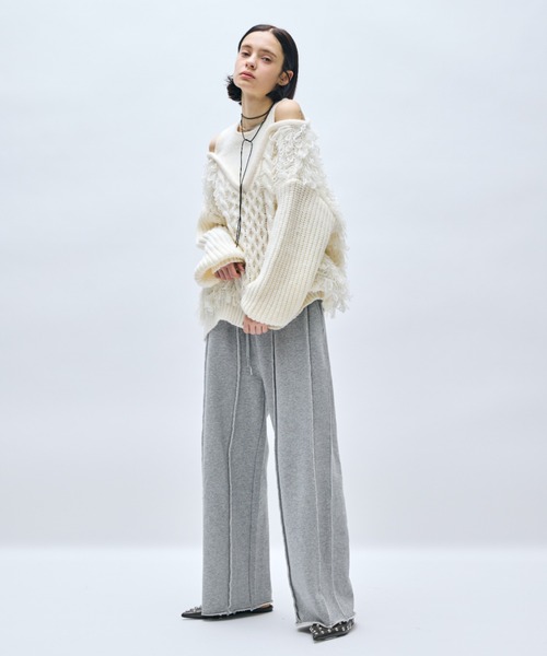 AIC.(エーアイシー)の「カットアウトループ編みケーブルニット(ニット/セーター・レディース・オフホワイト・FREE)」の16枚目の写真