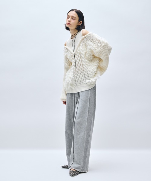 AIC.(エーアイシー)の「カットアウトループ編みケーブルニット(ニット/セーター・レディース・オフホワイト・FREE)」の17枚目の写真