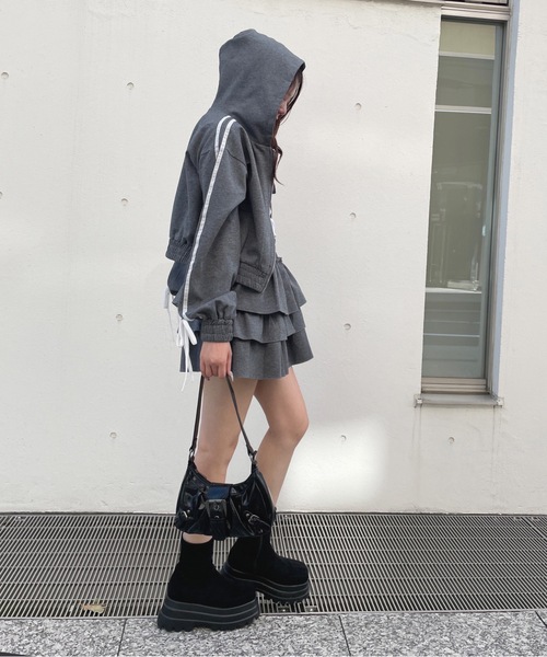 one way（ワンウェイ）の「ベロアラインパーカー（パーカー・レディース・ホワイト/グレー/チャコールグレー/ネイビー・FREE）」の17枚目の写真