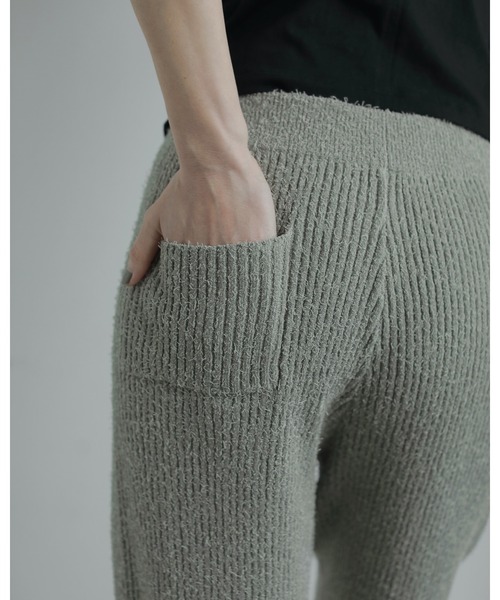 anuke(アンヌーク)の「Curlyarn Knit Pants(その他パンツ・レディース・マルチ/オートミール・38inch/36inch)」の4枚目の写真