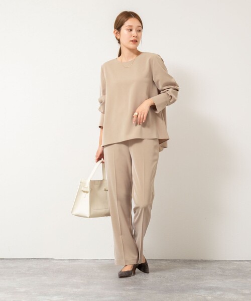 NOLLEY’S(ノーリーズ)の「《セットアップ対応》ウォッシャブルストレッチギャババックスリットパンツ(その他パンツ・レディース・ベージュ/ブラック・38/36/34)」の6枚目の写真