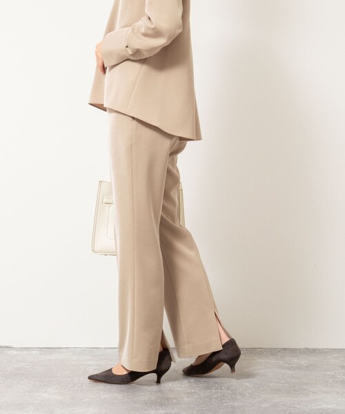 NOLLEY’S(ノーリーズ)の「《セットアップ対応》ウォッシャブルストレッチギャババックスリットパンツ(その他パンツ・レディース・ベージュ/ブラック・38/36/34)」の8枚目の写真