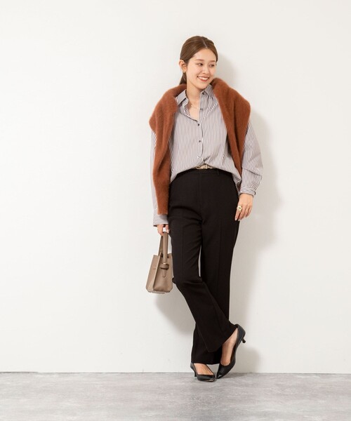 NOLLEY’S(ノーリーズ)の「《セットアップ対応》ウォッシャブルストレッチギャババックスリットパンツ(その他パンツ・レディース・ベージュ/ブラック・38/36/34)」の11枚目の写真