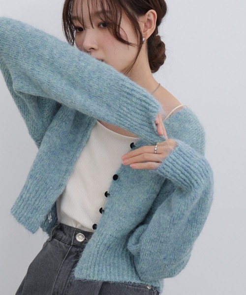 Bab（バブ）の「ショートシャギーくるみボタンカーディガン（カーディガン/ボレロ・レディース・ベージュ/ブルー/グレー/オフホワイト/ブラウン・FREE）」の16枚目の写真