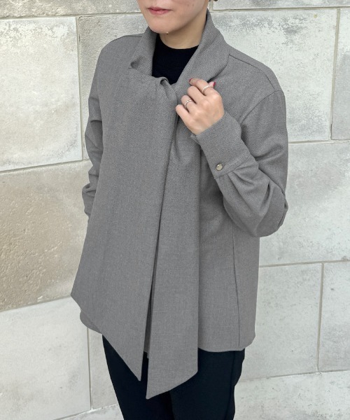 日本製ブラウス見えジャケット（吸湿発熱生地）（その他アウター