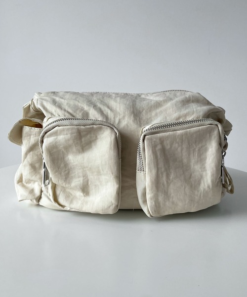 Futier land（フューティアランド）の「マルチポケットバッグ　ショルダーバッグ　アジャスター付き（ショルダーバッグ・レディース・アイボリー/ブラック・FREE）」の14枚目の写真