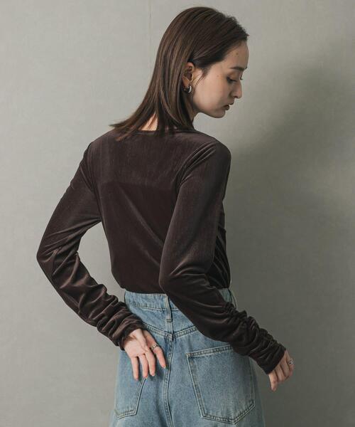 SENSE OF PLACE by URBAN RESEARCH（センスオブプレイスバイアーバンリサーチ）の「ギャザースリーブベロアTシャツ（Tシャツ/カットソー・レディース・ブラウン/ブラック/アイボリー・ONE）」の21枚目の写真