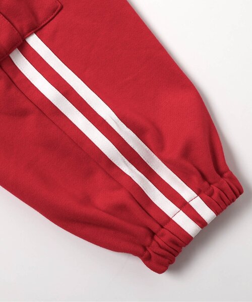 BREEZE（ブリーズ）の「【WEB限定/セットアップ可】サイドラインパンツ_ジュニア対応（スウェットパンツ・キッズ・レッド/ネイビー/オフホワイト/ブラック・90/100/110/120/130/140/150）」の7枚目の写真