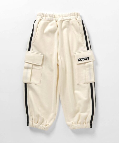 BREEZE（ブリーズ）の「【WEB限定/セットアップ可】サイドラインパンツ_ジュニア対応（スウェットパンツ・キッズ・レッド/ネイビー/オフホワイト/ブラック・90/100/110/120/130/140/150）」の18枚目の写真