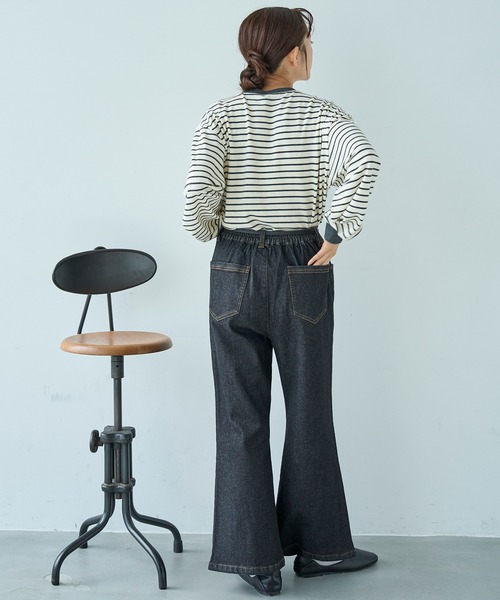 mil(ミル)の「デニム センタープリーツフレアパンツ【588103】(デニムパンツ・レディース・インディゴブルー/ブラック・S-Short/S-Regular/M-Short/M-Regular)」の8枚目の写真
