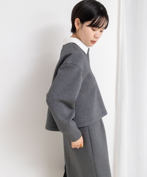 NOLLEY’S Sophi（ノーリーズソフィ）の「《セットアップ対応》ウォッシャブルポロ衿ダンボールカットソープルオーバー（Tシャツ/カットソー・レディース・ブラック/オフホワイト/チャコールグレー・38）」の10枚目の写真