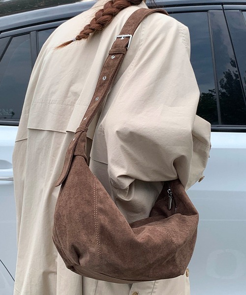 HALEY PESCA(ヘーリーペスカ)の「HALEY PESCA/フェイクスエード ヴィンテージショルダーバッグ(ショルダーバッグ・レディース・イエロー/ブラウン/レッド/ブラック/アイボリー・FREE)」の18枚目の写真