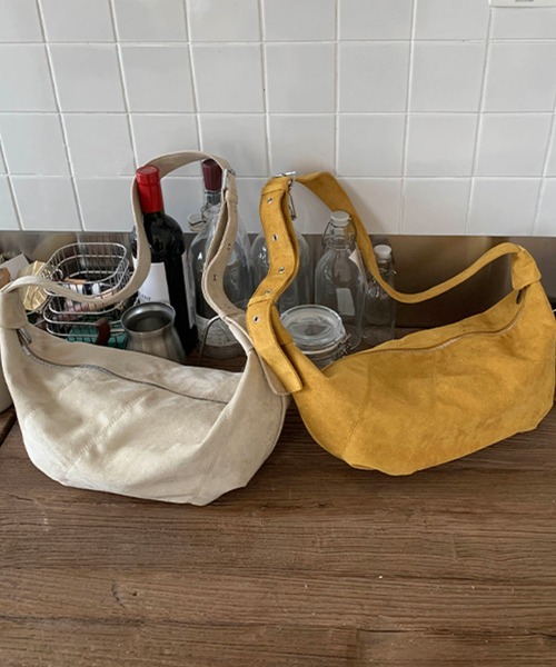 HALEY PESCA(ヘーリーペスカ)の「HALEY PESCA/フェイクスエード ヴィンテージショルダーバッグ(ショルダーバッグ・レディース・イエロー/ブラウン/レッド/ブラック/アイボリー・FREE)」の11枚目の写真