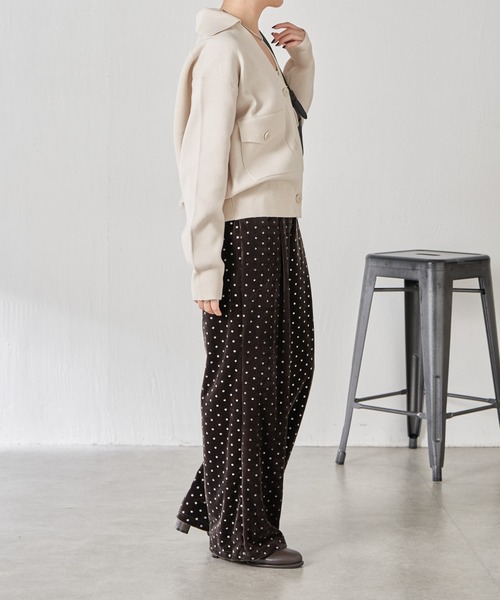 COLLAGE GALLARDAGALANTE（コラージュガリャルダガランテ）の「オープンカラーニットカーディガン（カーディガン/ボレロ・レディース・アイボリー/グリーン・FREE）」の11枚目の写真