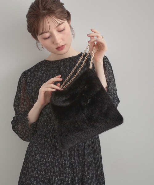 couture brooch（クチュールブローチ）の「フェイクファーチェーンバッグ（トートバッグ・レディース・ダークブラウン/ブラック/アイボリー・00）」の17枚目の写真
