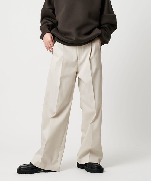 MARW UNITED ARROWS（マルゥ ユナイテッドアローズ）の「＜MARW UNITED ARROWS＞テーパード ワイド パンツ（その他パンツ・レディース・グレー系/オフホワイト/モカ・38/36/34）」の7枚目の写真