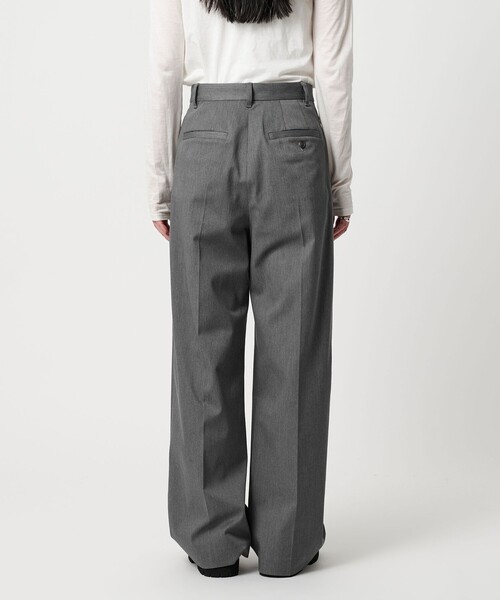 MARW UNITED ARROWS（マルゥ ユナイテッドアローズ）の「＜MARW UNITED ARROWS＞テーパード ワイド パンツ（その他パンツ・レディース・グレー系/オフホワイト/モカ・38/36/34）」の15枚目の写真