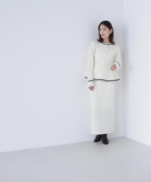 NATURAL BEAUTY BASIC（ナチュラルビューティーベーシック）の「◇ペプラムケーブルニットセットアップ（ワンピース・レディース・ブルー系その他/ホワイト系その他/ブラウン系その他・MEDIUM/P/S）」の5枚目の写真