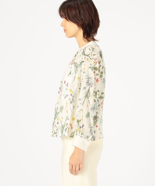 TOMORROWLAND collection（トゥモローランドコレクション）の「インセクトパフュームプリント ネックギャザーブラウス（シャツ/ブラウス・レディース・ホワイト系その他・36）」の4枚目の写真