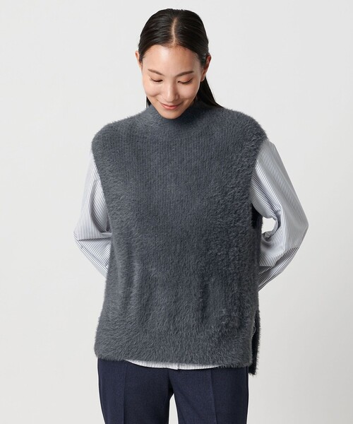 A DAY IN THE LIFE UNITED ARROWS(アデイインザライフユナイテッドアローズ)の「フェザー ハイネックベスト+シャツ <A DAY IN THE LIFE>(ニット/セーター・レディース・オフホワイト/ダークグレー・FREE)」の7枚目の写真