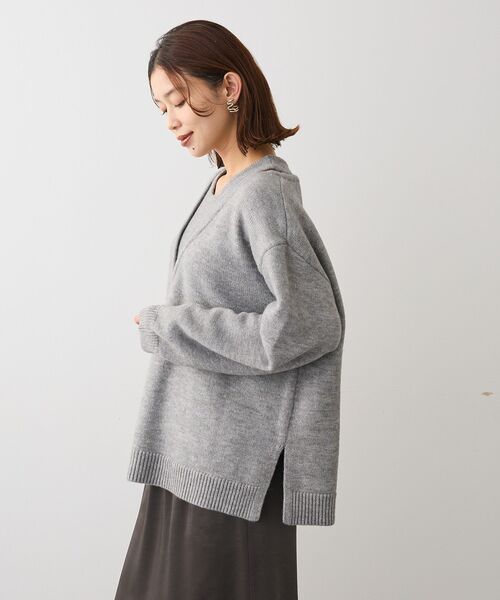 Green　Parks（グリーンパークス）の「フェイクレイヤードVネックニットプルオーバー（ニット/セーター・レディース・杢グレー/ライトベージュ/ブラウン・FREE）」の16枚目の写真