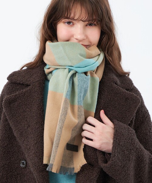 MACKINTOSH PHILOSOPHY（ﾏｯｷﾝﾄｯｼｭ ﾌｨﾛｿﾌｨｰ）の「ウォッシャブルカシミヤチェックストール（マフラー・レディース・ダークネイビー/チャコールグレー/パープル系その他4/グレー系その他/ブラウン系その他4・FREE）」の3枚目の写真