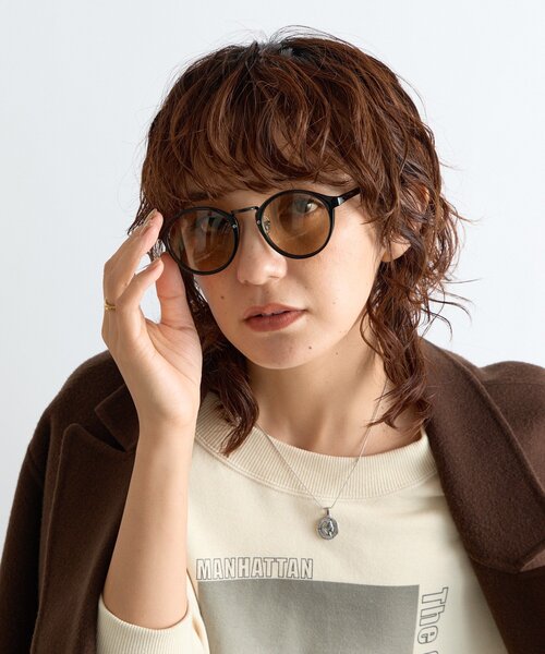 RIVE DROITE（リヴドロワ）の「【レンズの色が変化】調光偏光サングラス（サングラス・レディース・ブラウン・FREE）」の4枚目の写真