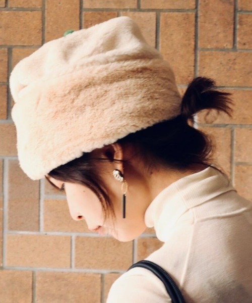 ORIENT MILLINERY（オリエント ミリナリー）の「トロフ（ニットキャップ/ビーニー・レディース・ベージュ/アイボリー/ブラック・FREE）」の16枚目の写真