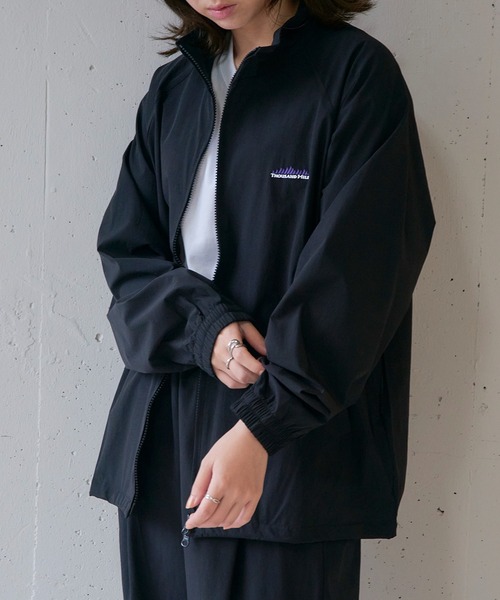 THOUSAND MILE(サウザンドマイル)の「【THOUSAND MILE】ZIP BLOUSON&T-SHIRT&PANTS SET UP(セットアップ・メンズ・ブラック/チャコールグレー・M/L/XL)」の3枚目の写真
