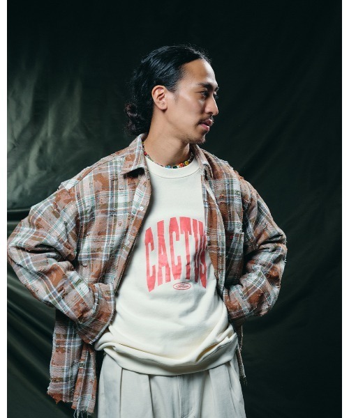 #Re:room（リルーム）の「カクタスヴィンテージクラックプリントスウェットトレーナー（Tシャツ/カットソー・メンズ・ネイビー/オフホワイト/ライトブラック・M-L/S-M）」の8枚目の写真