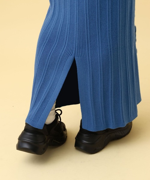 LEPSIM（レプシィム）の「【産前・産後対応】マタニティ／配色メローニットスカート　593622（マタニティウェア/グッズ・レディース・ブルー/ブラック/レッド・FREE）」の22枚目の写真