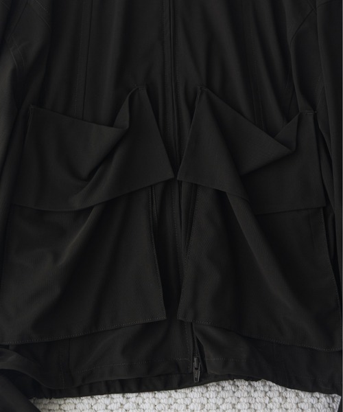 remer（リメール）の「クロップドマイクロメッシュトラックジャケット / Cropped Micro Mesh Track Jacket /（その他アウター・メンズ・ブラック/オリーブ・LARGE/MEDIUM/SMALL/X-SMALL）」の21枚目の写真